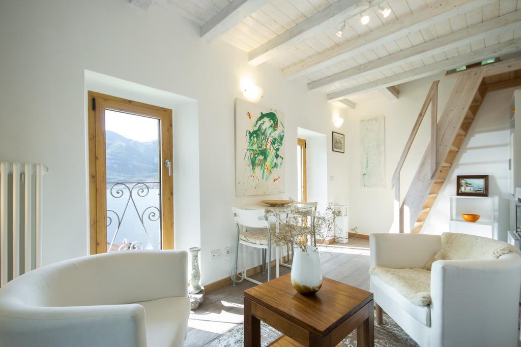 Rustico Vista Lago Apartment เลซเซโน ภายนอก รูปภาพ