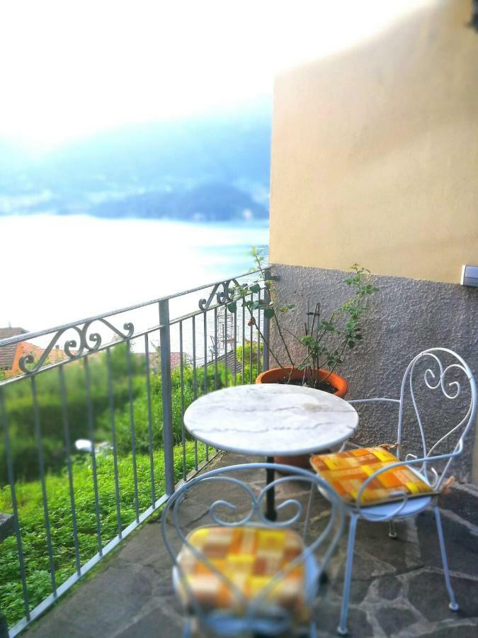 Rustico Vista Lago Apartment เลซเซโน ภายนอก รูปภาพ